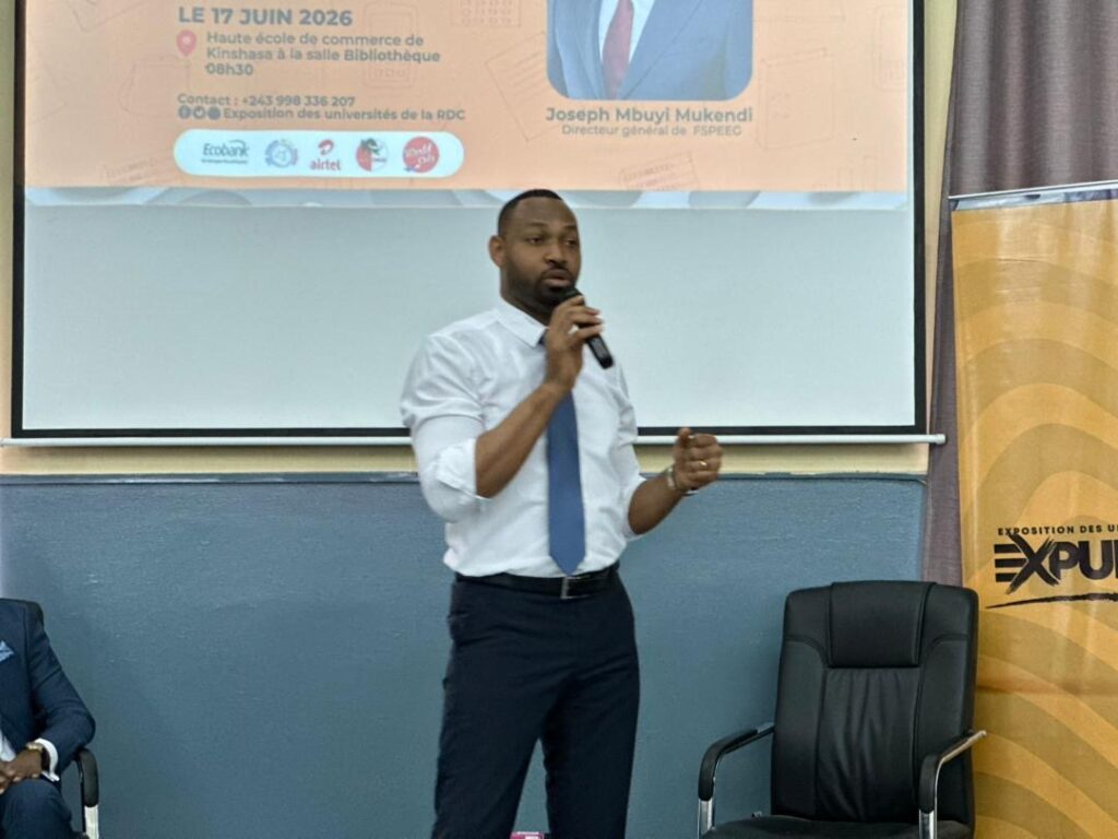 « Les recherches que vous faites doivent d’abord impacter votre propre vie de manière positive », plaide Joseph Mbuyi aux étudiants de la HEC