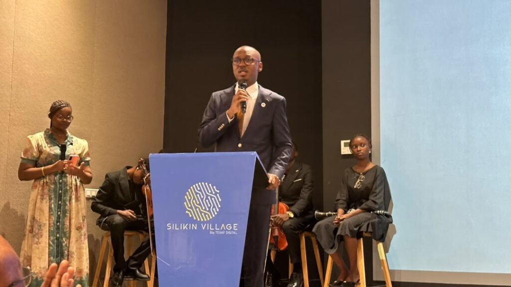 « Merci d’avoir répondu aux rêves de nos enfants » : Christian Biaya salue l’engagement de Denise Nyakeru Tshisekedi envers New Hope College