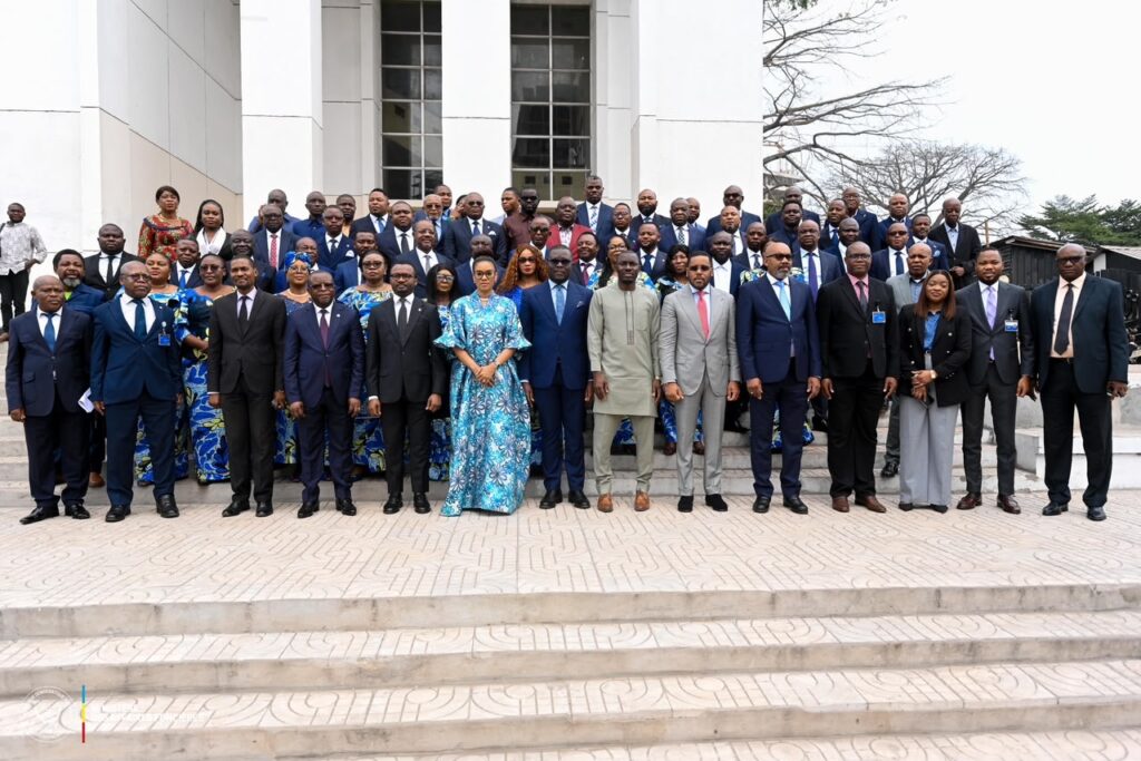 RDC : 50 Conservateurs des Titres Immobiliers formés pour accélérer la modernisation de l’administration foncière