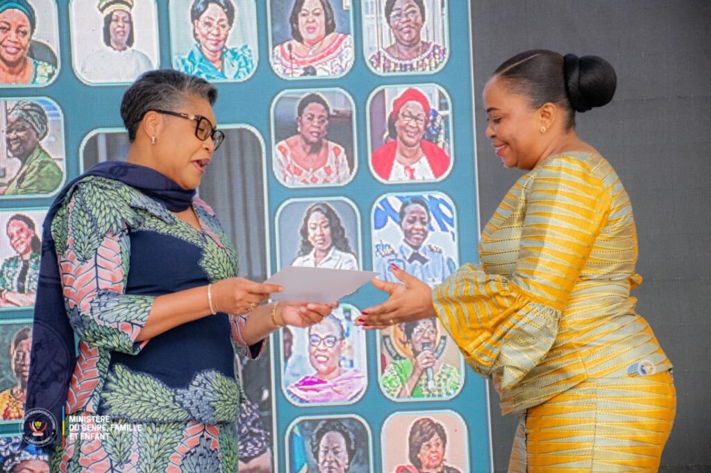 JIFA 2026 : Judith Suminwa distingue Micheline Ombae pour son engagement en faveur des femmes congolaises
