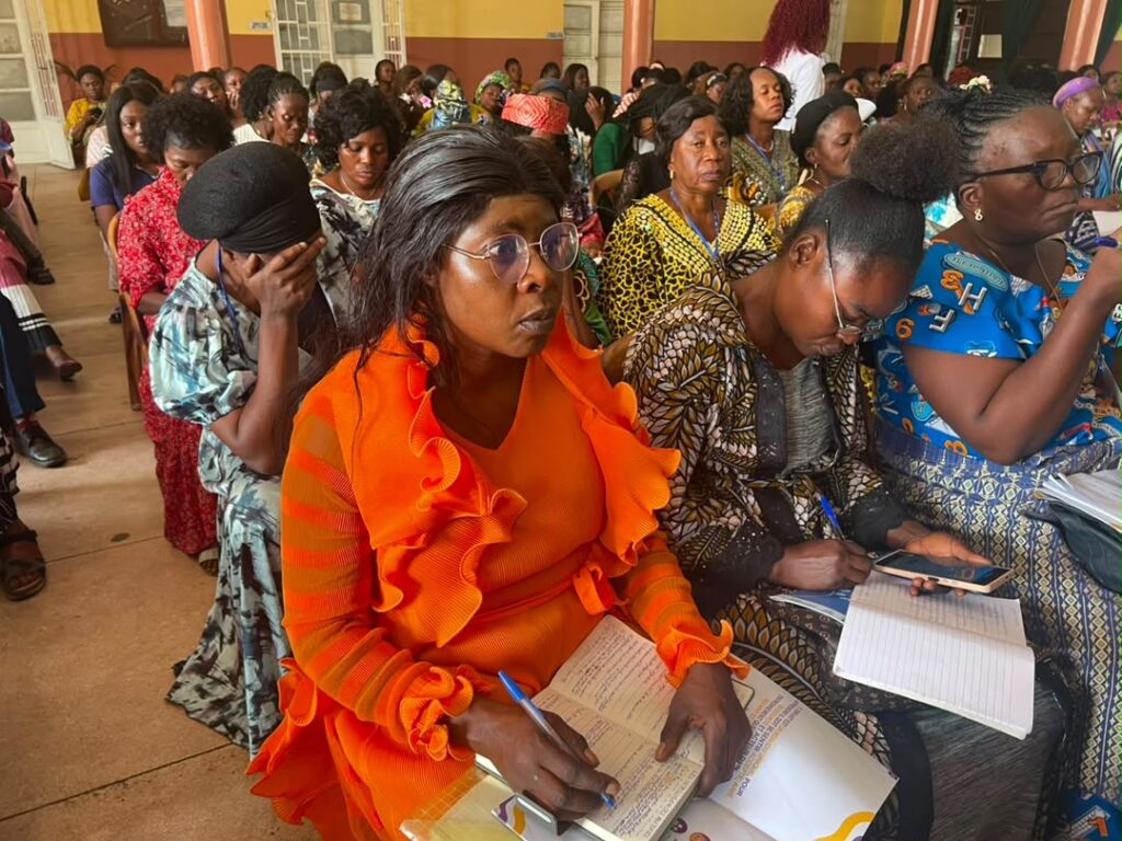 Petite enfance : plus de 300 acteurs renforcent leurs compétences pour mieux accompagner les enfants