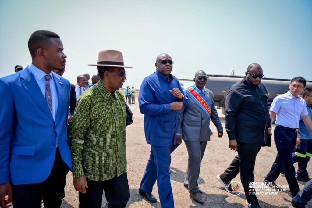 Kalemie : Jean-Pierre Bemba salue l’avancement des travaux du nouveau port industriel stratégique de Mtoa