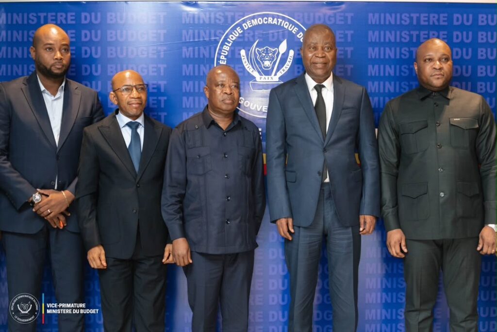 Budget 2027 : Adolphe Muzito mise sur le contrôle de terrain pour accroître les recettes de l’État