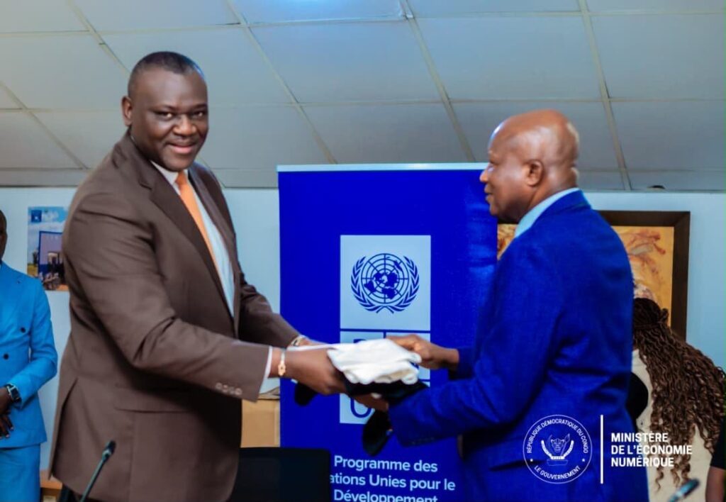 RDC : Augustin Kibassa lance une campagne nationale pour vulgariser le Code du numérique et prépare l’IA en lingala