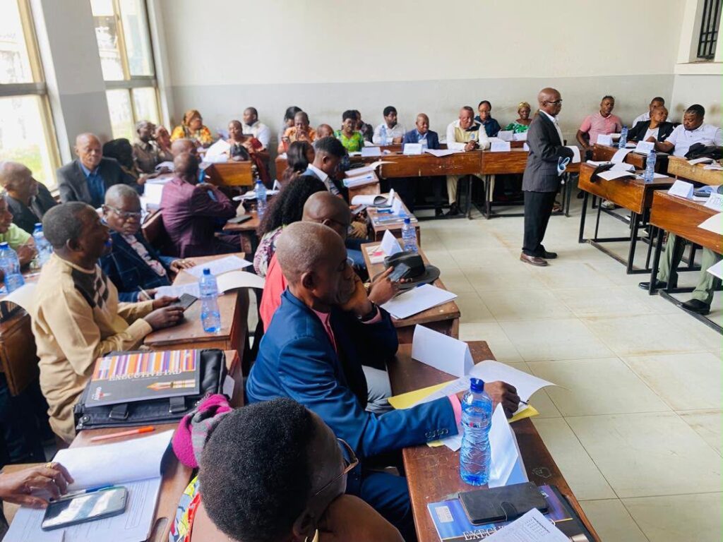 Éducation : 31 717 acteurs formés pour mieux gérer et utiliser les manuels scolaires en RDC