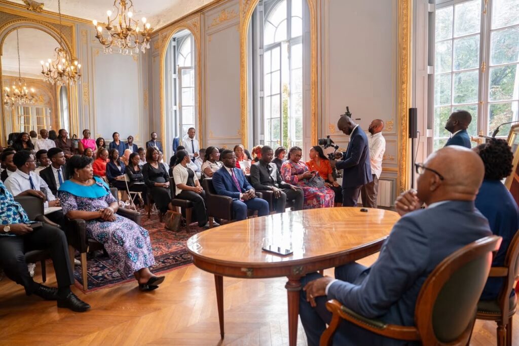 France : les 44 boursiers Excellentia-RDC officiellement accueillis à la Maison Congo