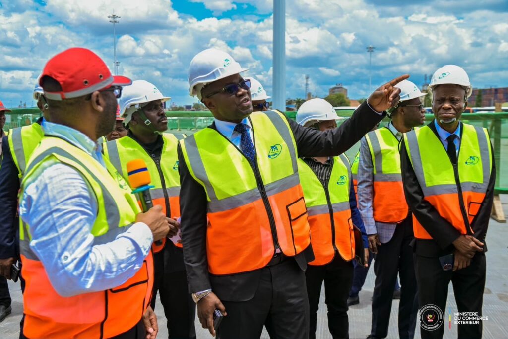 RDC–Tanzanie : Julien Paluku mise sur le fret de Dar es Salaam et l’implantation de Saturn à Lubumbashi
