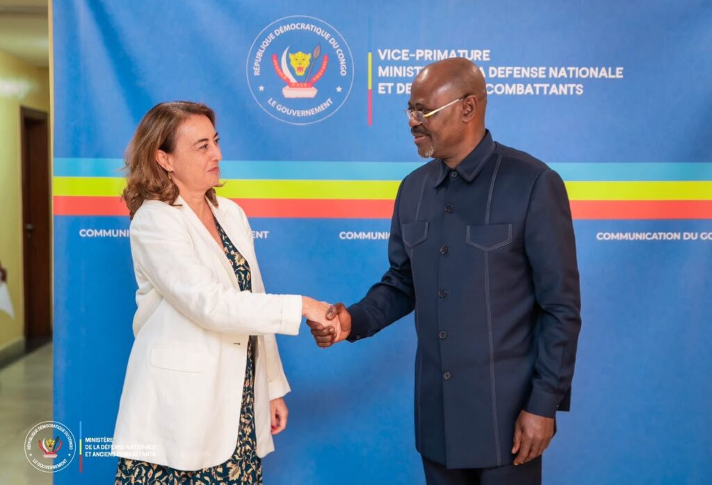 RDC-Espagne : Guy Kabombo et Madrid renforcent leur coopération militaire autour de la formation et de la sécurisation des espaces aérien et fluvial