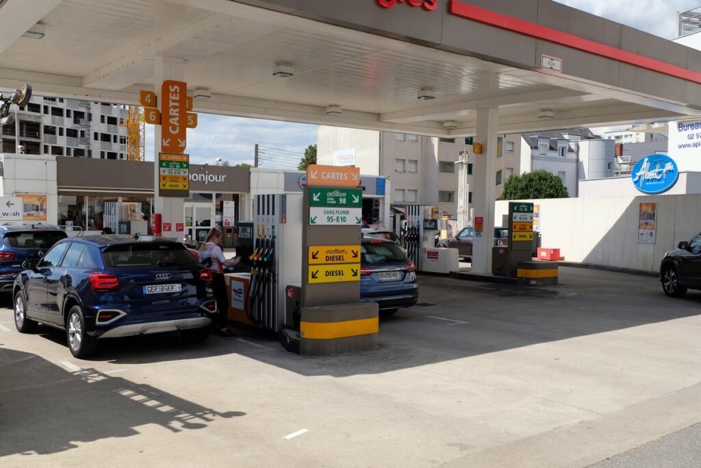 RDC : stations-service, le gouvernement veut remettre de l’ordre dans un secteur devenu hors-piste