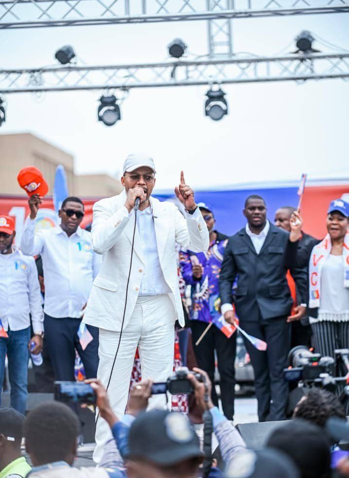 RDC : Didier Budimbu fustige Joseph Kabila et dénonce une opposition qui tourne au ridicule