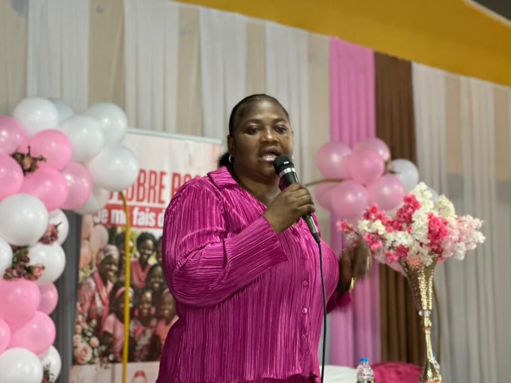 JIJF 2026 : Evelyne Kabuiku exhorte les jeunes filles à poursuivre leurs études et à devenir autonomes