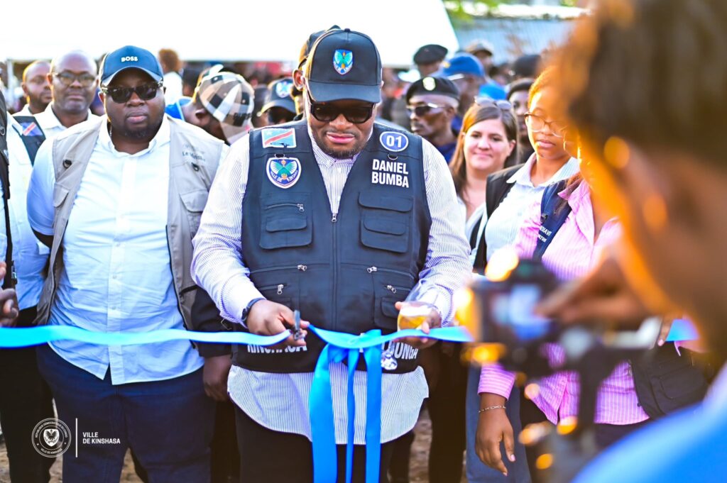 Assainissement : Kinshasa lance un réseau de 400 sites de regroupement des déchets