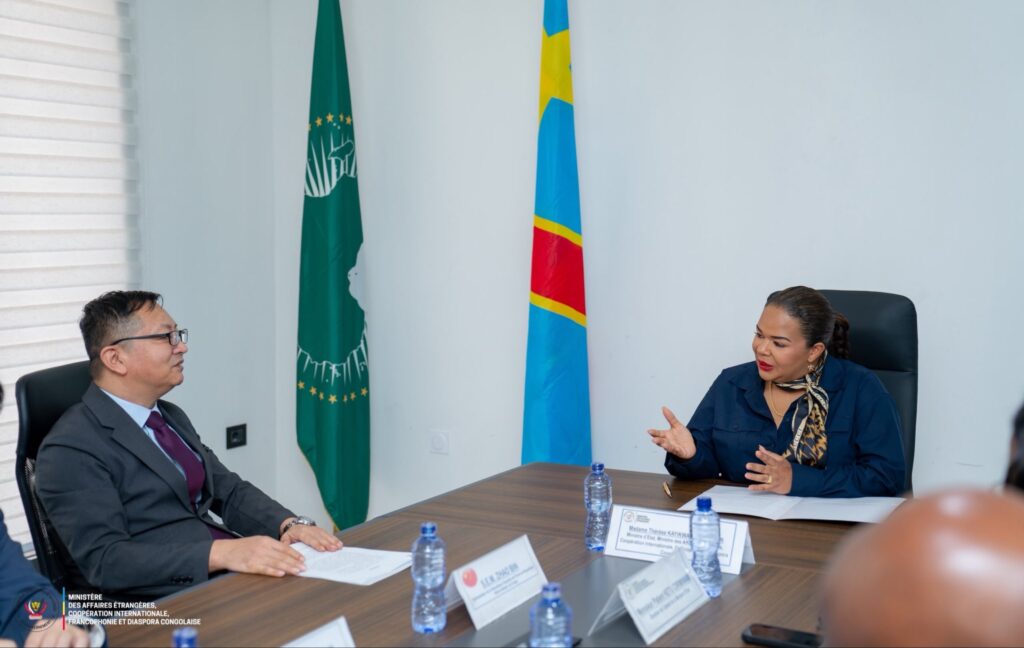 Diplomatie : la RDC et la Chine au cœur de nouveaux échanges à Kinshasa