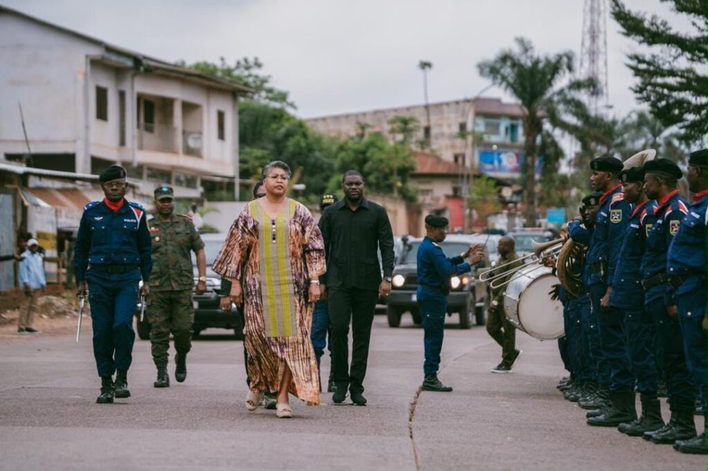 Kongo Central : Judith Suminwa inspecte la Boucle d’Inkisi et exige des mesures pour la sécurité routière