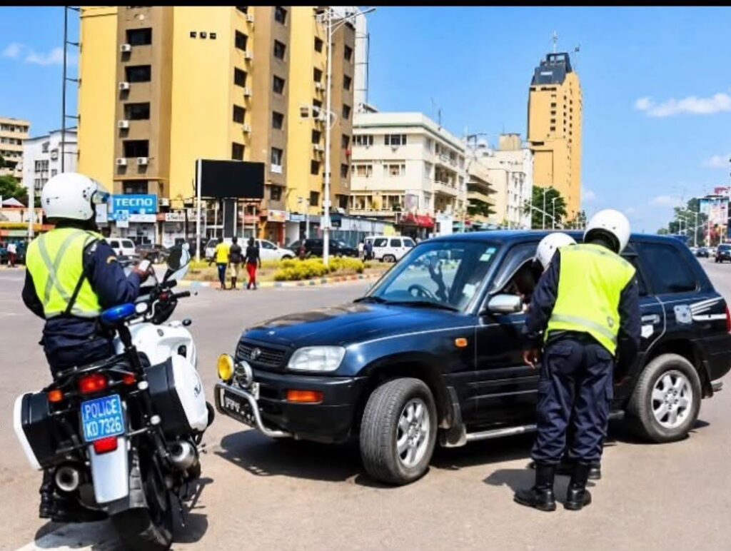 Kinshasa : dès le 15 octobre, les véhicules non conformes risquent l’immobilisation et la fourrière